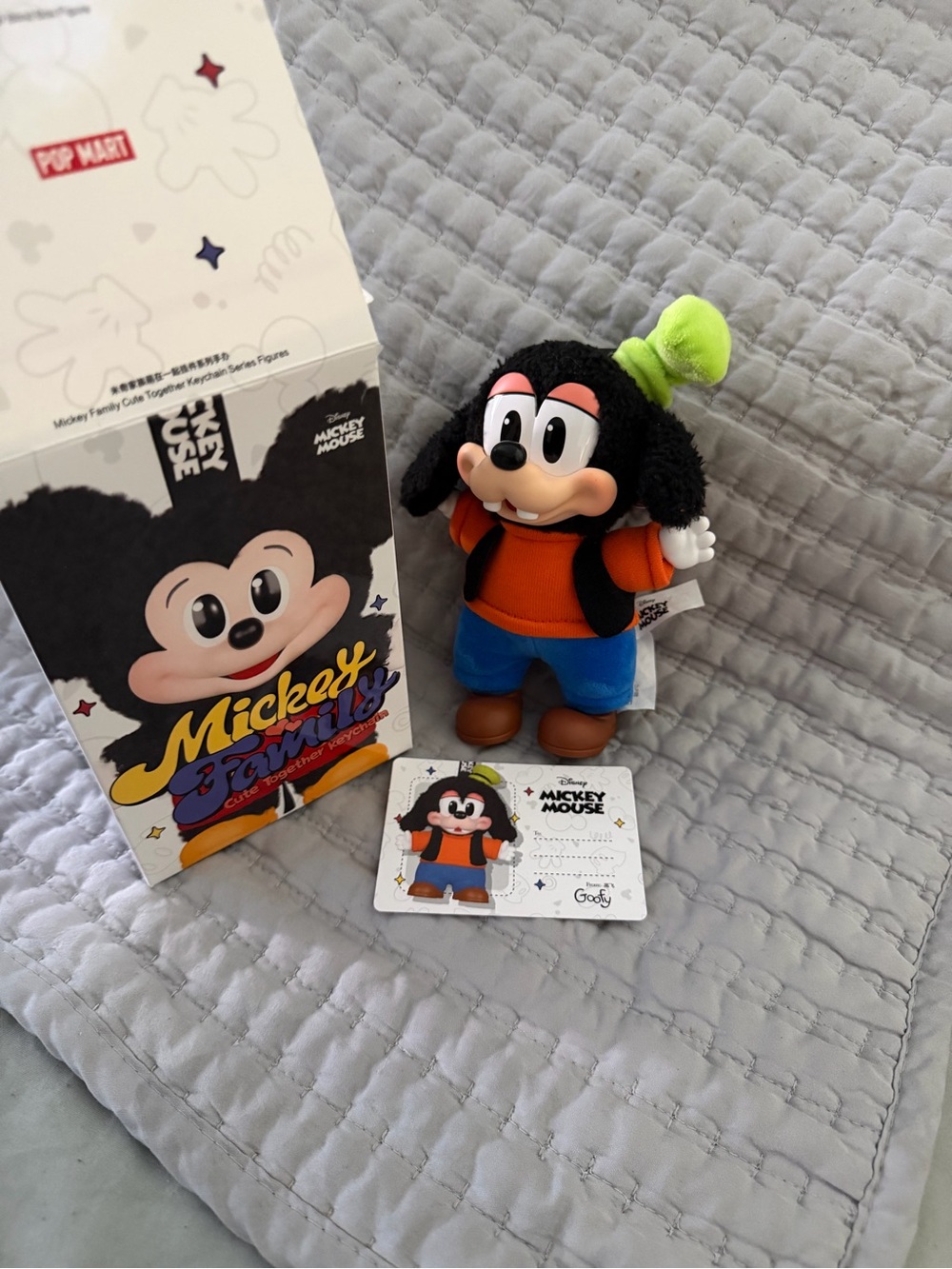 Mickey Family Goofy popmart - Black, Orange, Blue